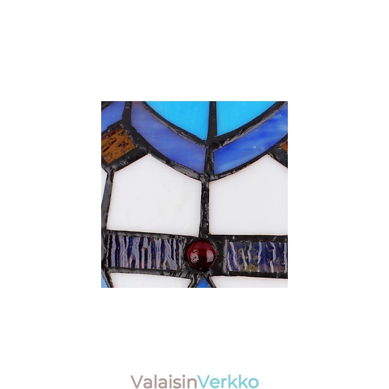 Euroopan maaseudun luovan taiteen lasimaalaukset, jotka palauttavat muinaisia tapoja Lampun valo