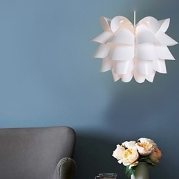 Nykyaikainen ja sopimuspohjainen pohjoismainen idea White Lotus Droplight -lamppu