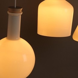 Nykyaikainen ja sovitettu Creative Magic White Glass Bottle Line -pisaravalo