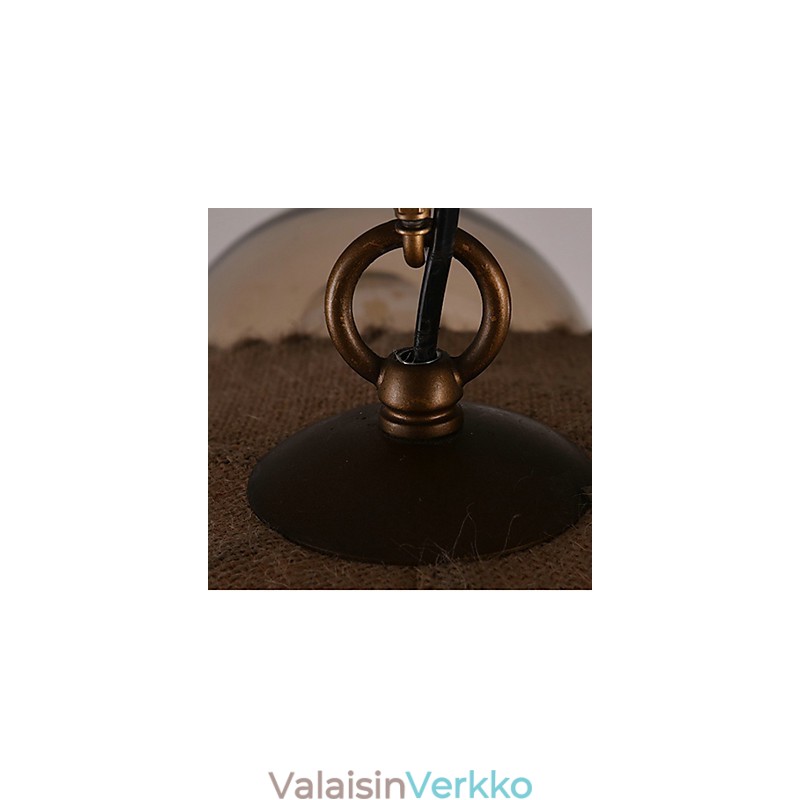 Maalaus metallikattokruunuvalaisinMakuuhuone