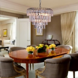 Ylellinen Crystal Chandellier