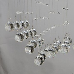 Perinteinen klassinen Crystal Crystal Crystal -metallitaskuteline