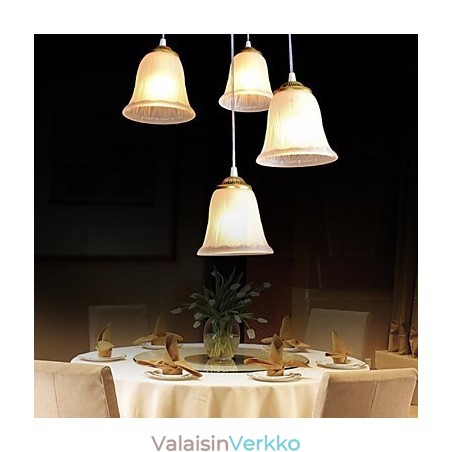 Pronssi riipus neljä valoa kuvio lasivarjostin European Retro Classic Pronssi riipus neljä valoa kuvio lasivarjostin European Retro Classic