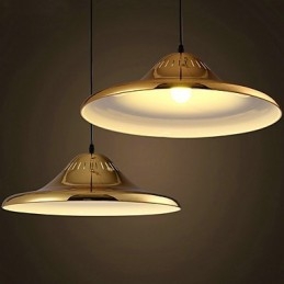 Country Gold metalliriippuvalaisin autotalli