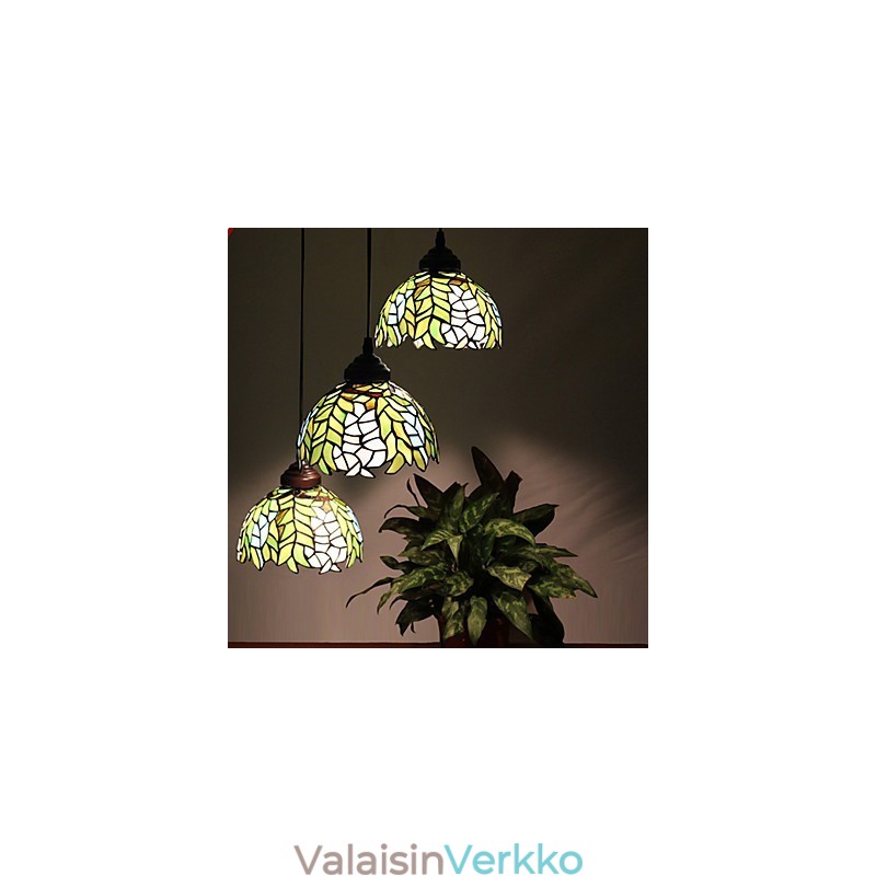 Euroopan maaseudun luovan taiteen lasimaalaukset, jotka palauttavat muinaisia tapoja Lampun valo