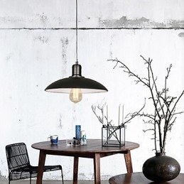 Lamput ja lyhdyt taidetta entisöivä takorautainen lentävä lautanen pisaravalo