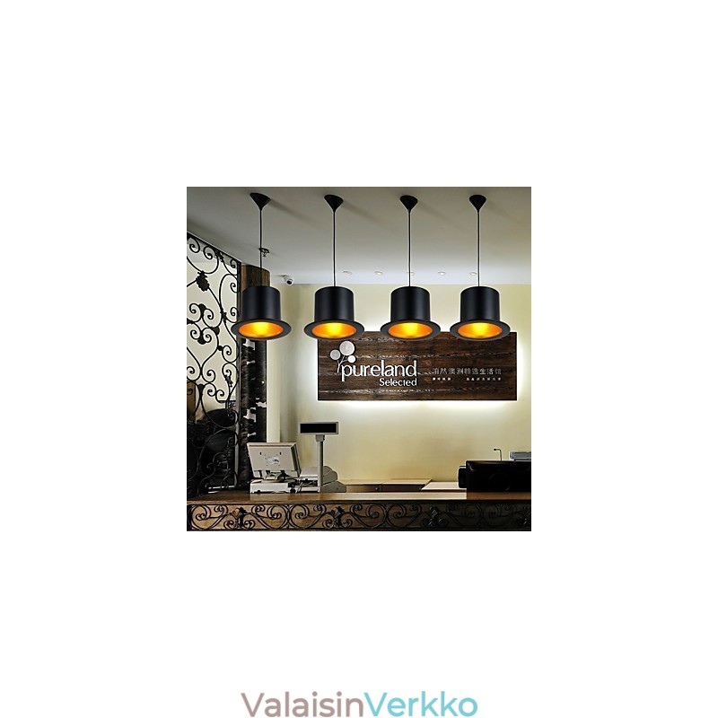 Retromaalaus metalliriippuvalaisin autotalli