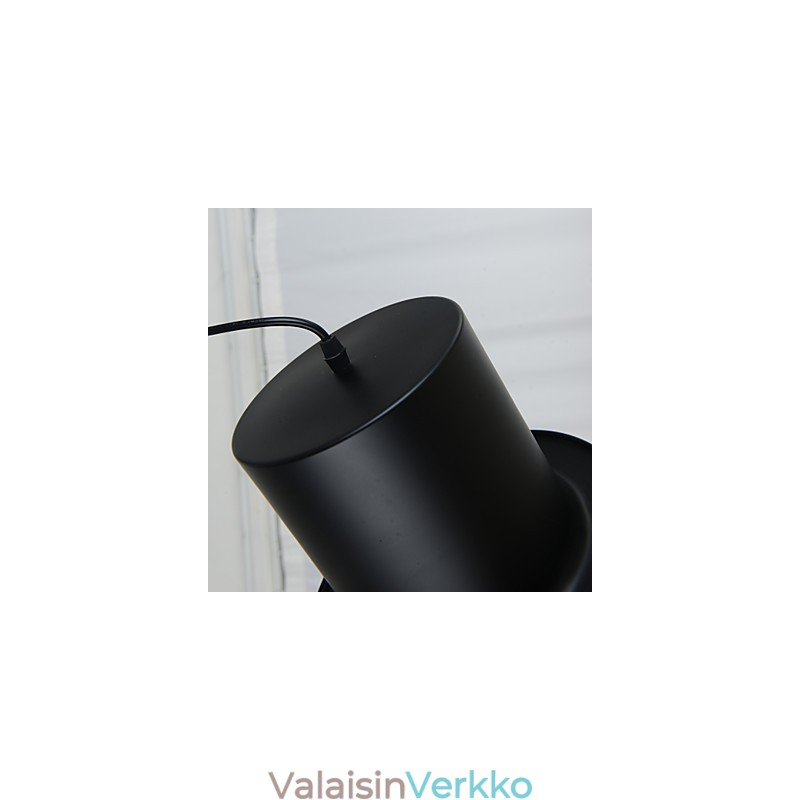 Retromaalaus metalliriippuvalaisin autotalli