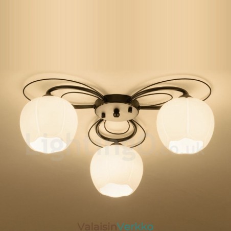 3 vaalea rustiikkinen lodikkokruunu