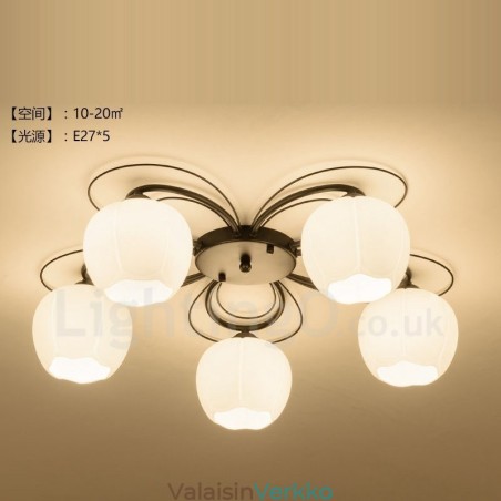 5 vaalea rustiikkinen Lodge-integroitu kattokruunu