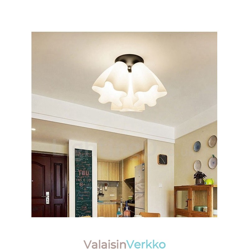 3 kevyttä rustiikkia Lodge-integroitua kattokruunua