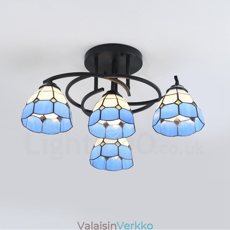 4 Kevyt välimerellinen integroitu kattokruunu