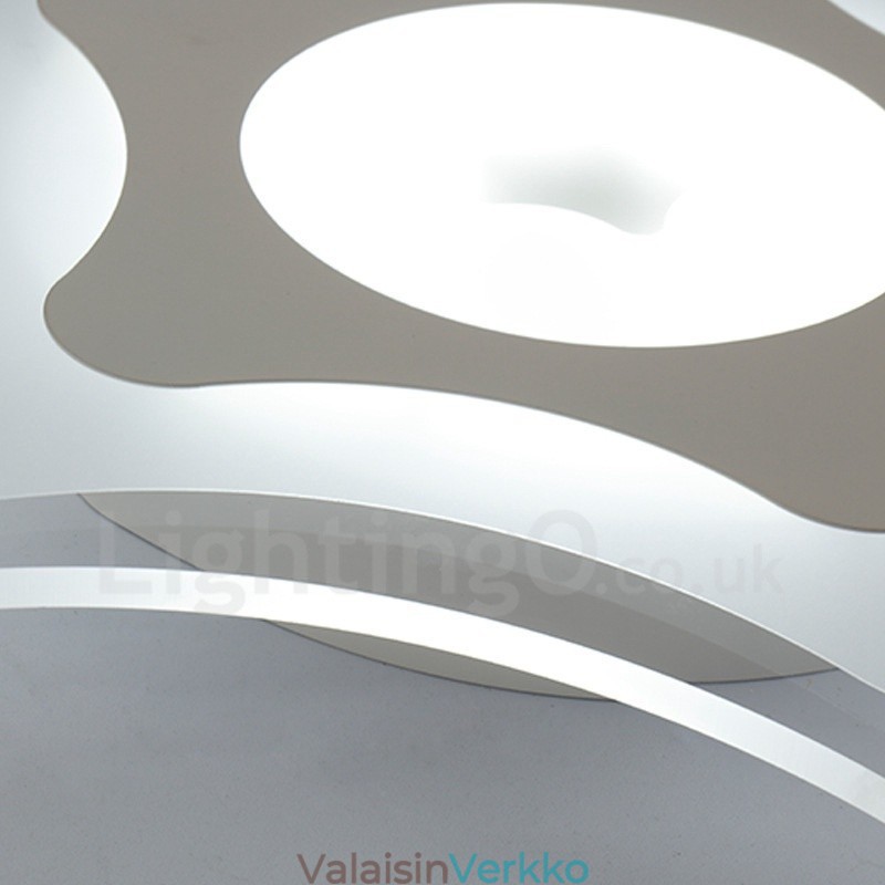 Moderni nykyaikainen integroitu metallinen uppoasennusvalo