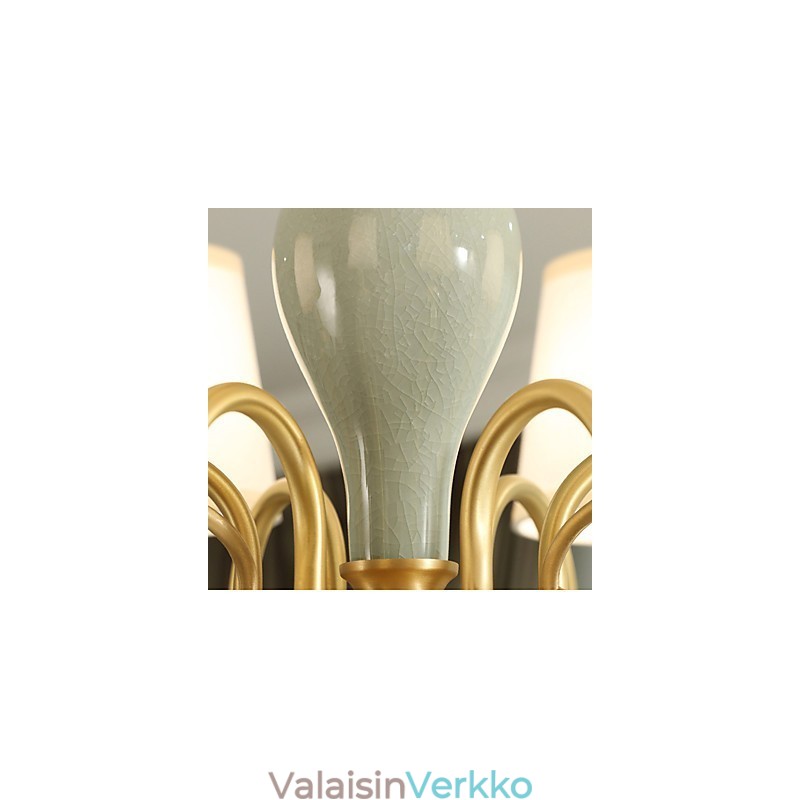 Kattokruunu Traditional Classic Country Brass -ominaisuus minityylisille metallisille 8 polttimoille