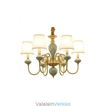 Kattokruunu Traditional Classic Country Brass -ominaisuus minityylisille metallisille 6 polttimoille Kattokruunu Traditional Classic Country Brass -ominaisuus minityylisille metallisille 6 polttimoille