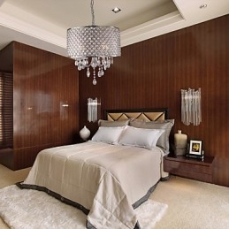 Perinteinen klassinen kristallikromimetallikattokruunu