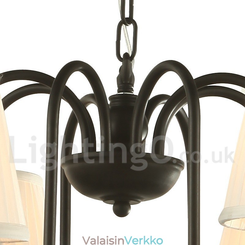 8 Vaaleanmusta Retro kynttilätyylinen kattokruunu