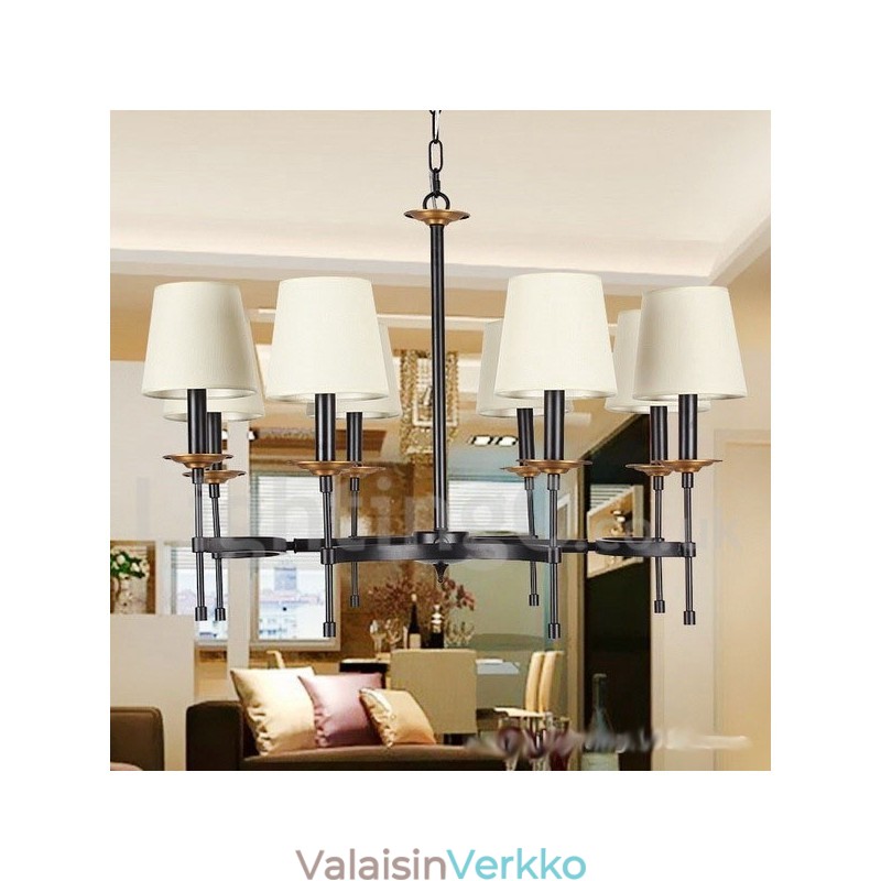 8 Vaalea maalaismainen musta retro kynttilätyylinen kattokruunu