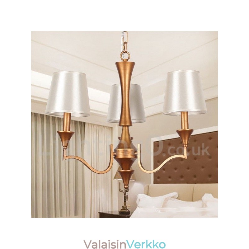 3 Kevyt välimerellinen kynttilätyylinen kattokruunu