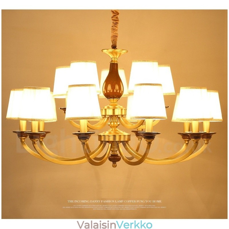 15 Vaalea Retro Rustic Luxury messinkiriippuvalaisin kattokruunu lasivarjostimella