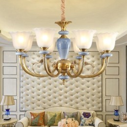 8 Kevyt Retro Rustic Luxury messinkiriippuvalaisin kattokruunu lasivarjostimella