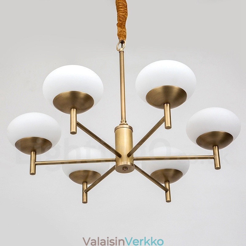6 Kevyt Retro Rustic Luxury messinkiriippuvalaisin kattokruunu lasivarjostimella