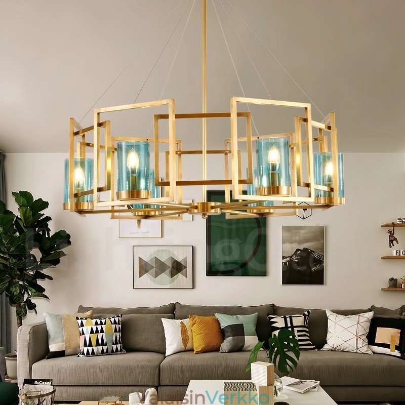 6 Kevyt Retro Rustic Luxury messinkiriippuvalaisin kattokruunu lasivarjostimella