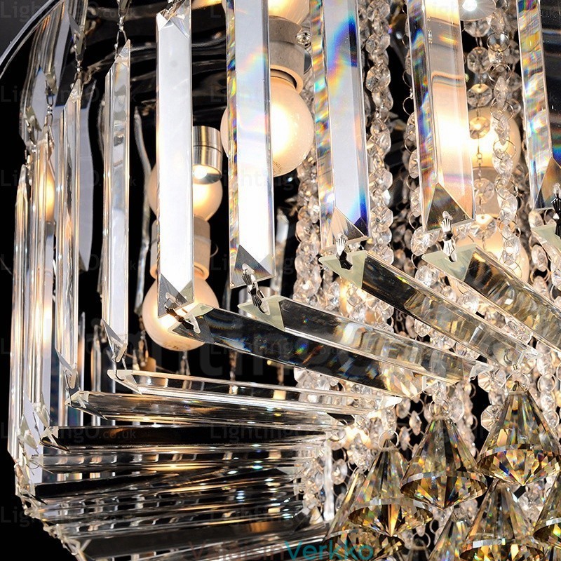 6 kevyttä modernia nykyaikaista kattovalaisinta kristallivarjostimella