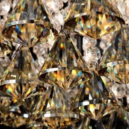 6 kevyttä modernia nykyaikaista kattovalaisinta kristallivarjostimella