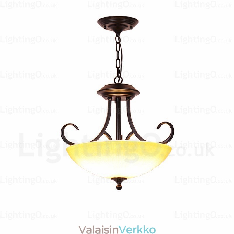 3 kevyt maalaismainen kattovalaisin lasivarjostimella