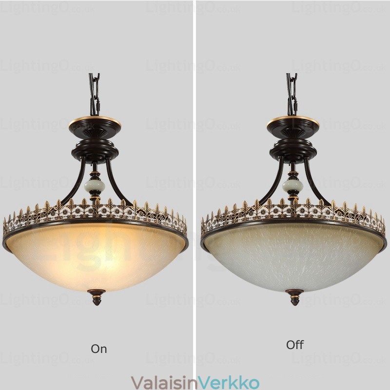 3 kevyt maalaismainen kattovalaisin lasivarjostimella