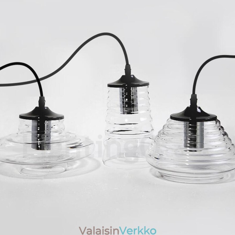 Yhden pään lasiriippuvalaisin kahvila