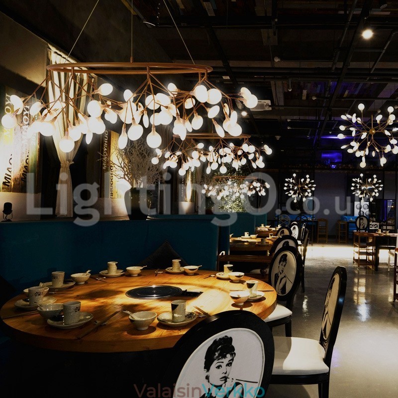 Ylellinen Post moderni pyöreä Fireflies kattokruunu