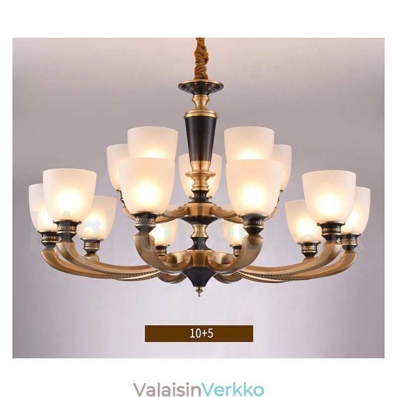 Puhdasta messinkiä ylellinen maalaismainen retro vintage messinkiriippuva kynttilän kattokruunu lasivarjostimilla