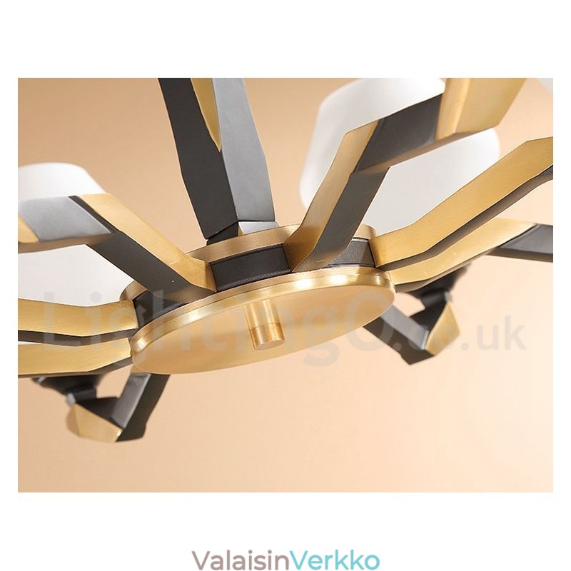 Puhdas messinki, ylellinen maalaismainen retro vintage messinkiriippuva kynttilän kattokruunu lasivarjostimilla