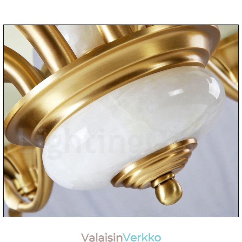 Puhdasta messinkiä, ylellinen maalaismainen retro vintage messinkikiviriippuvainen kynttilän kattokruunu lasivarjostimilla