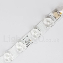 Neliönmuotoinen puinen linssillä Moderni nykyaikainen pohjoismainen uppoasennettava puinen kattovalaisin akryylivarjostimella ja kaukosäätimellä, voidaan käyttää myös seinävalona