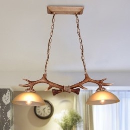 2 Vaaleanruskea maalaismainen taiteellinen Retro Antler Antler riippuvalaisin lasivarjostimella
