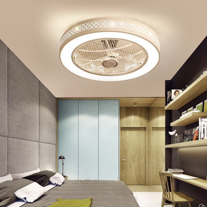 Ultraohut kattotuulettimen valo Näkymätön kattotuuletin valolla