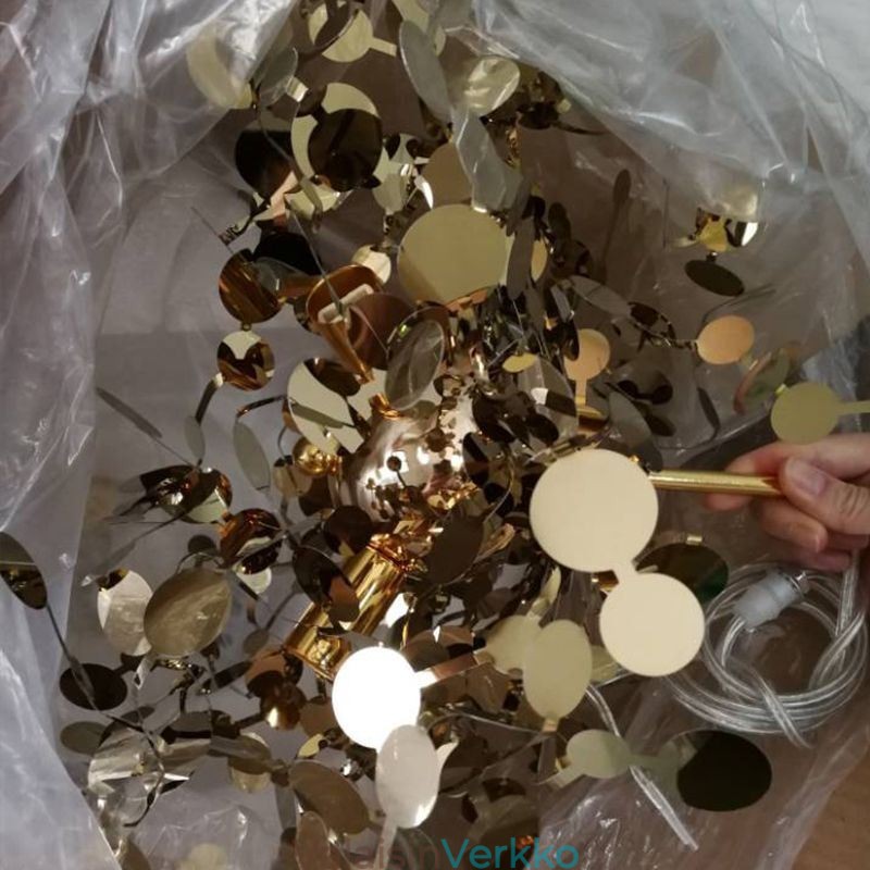 Sequin Kattokruunu ruostumattomasta teräksestä riippuvalaisin ruokailutila