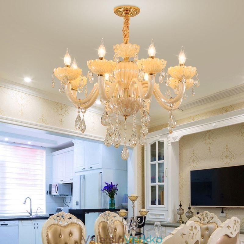 Silmiä hivelevä kristallikruunu eurooppalainen konjakkivärinen kattolamppu lasirunko 8 valoa