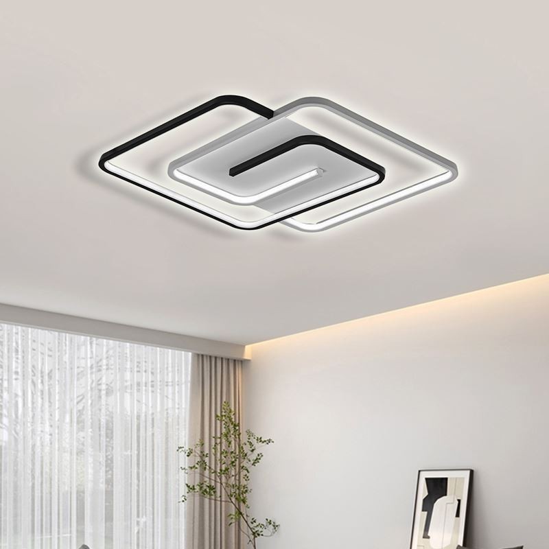 Upotettava akryylikääreinen neliömäinen kattovalo