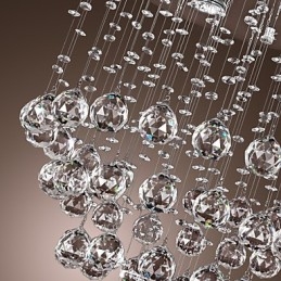 Kristallikruunu, jossa 5 valosokkia designia (K9 Crystal)