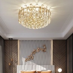 Ylellinen Crystal Flush Mount Pyöreä Crystal Decoration kattovalaisin
