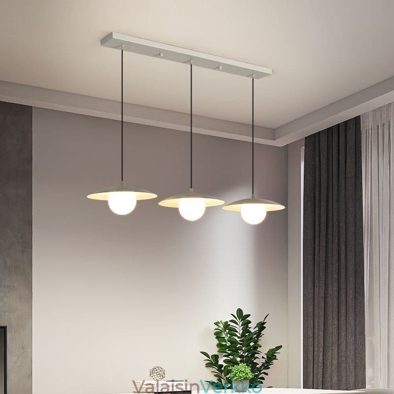 Luova pohjoismainen takorautainen riipus G9 levykattovalaisin