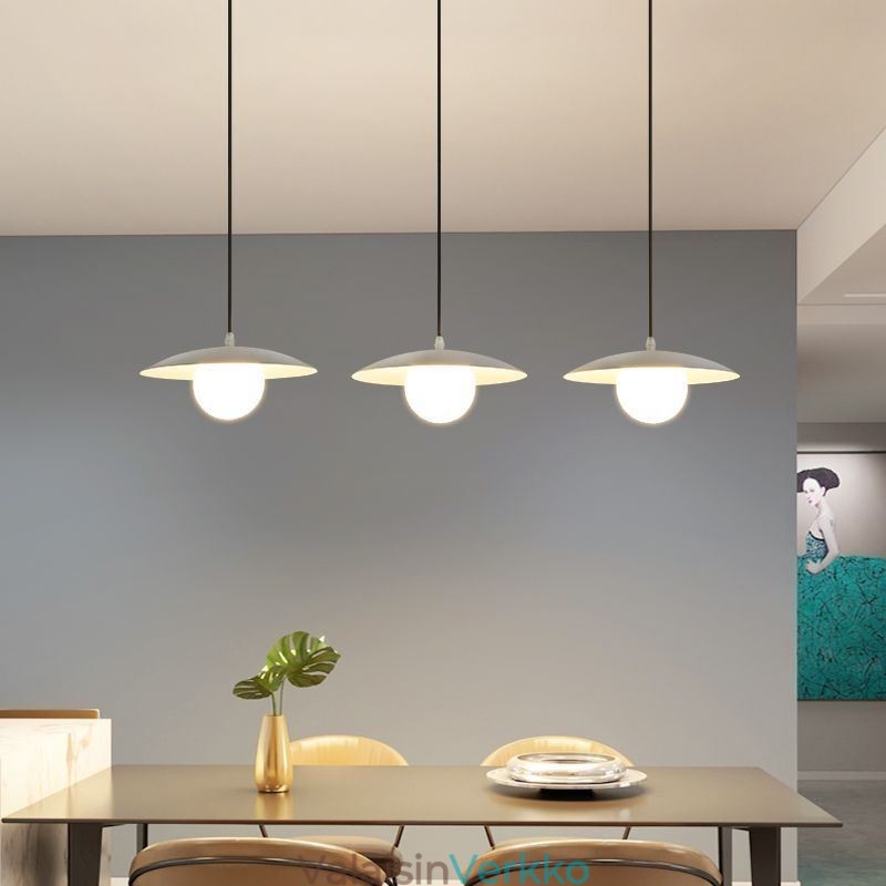 Luova pohjoismainen takorautainen riipus G9 levykattovalaisin