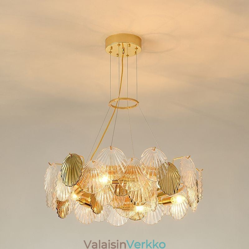Modernit Shell Glass -kattokruunuvalot ruokailutila