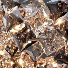 Vaalea ja ylellinen lasikattokruunu Moderni minimalistinen riippuvalaisin