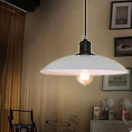 Sopimuksen mukainen valkoinen Droplight Rustic Lodge Perinteinen klassinen riippuvalaisin