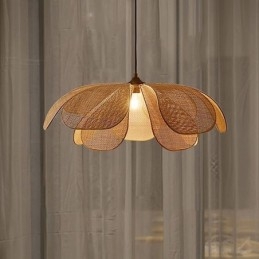 Rottinkinen terälehtiriippuvalaisin Wabi Sabi -tyylinen käsinkudottu rottinkikattovalaisin